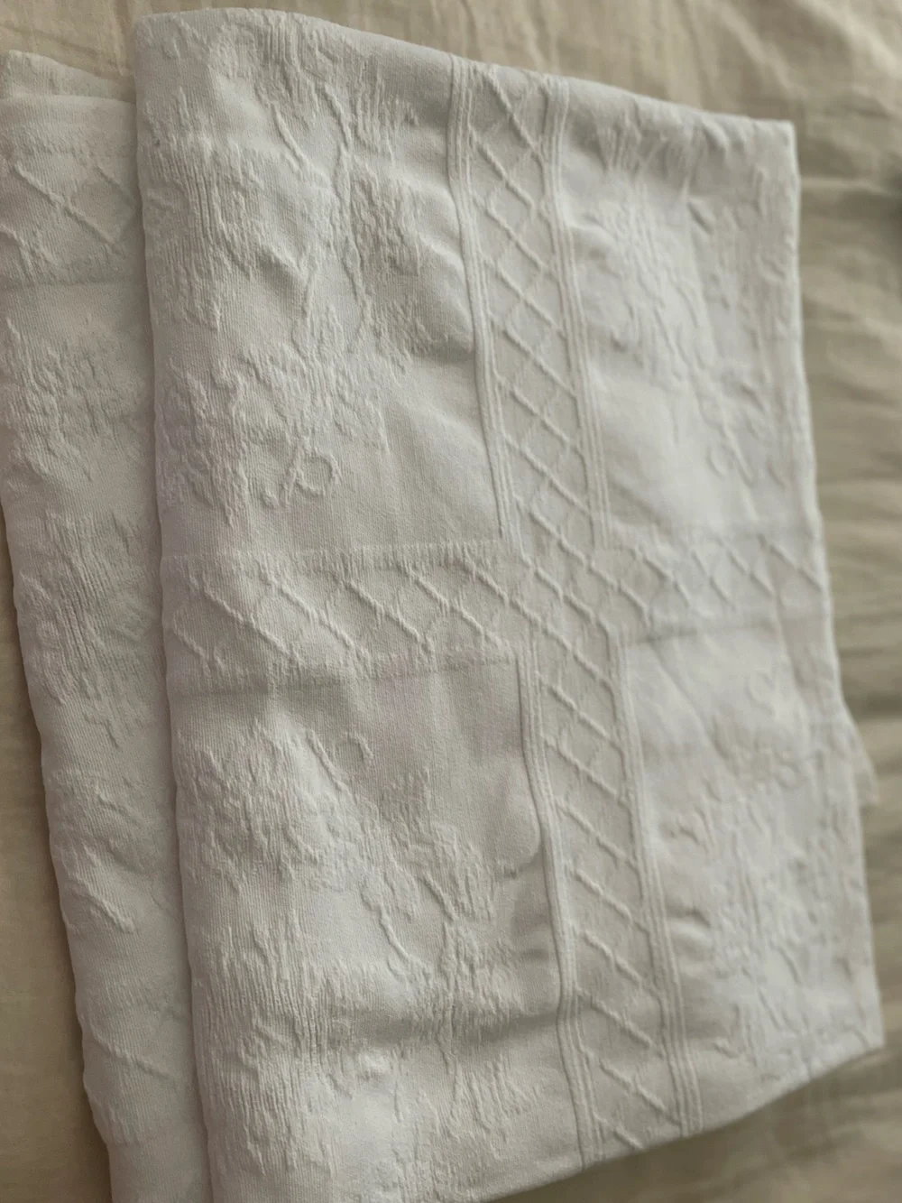 Pair (2) Vintage Crown Crafts Antoinette Matelasse TwinXL Coverlets- Flat Border